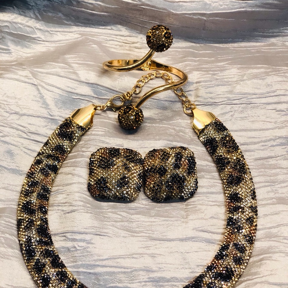 Leopard Print Bling Gold and Black Jewelry Set - Picture 8 of 14